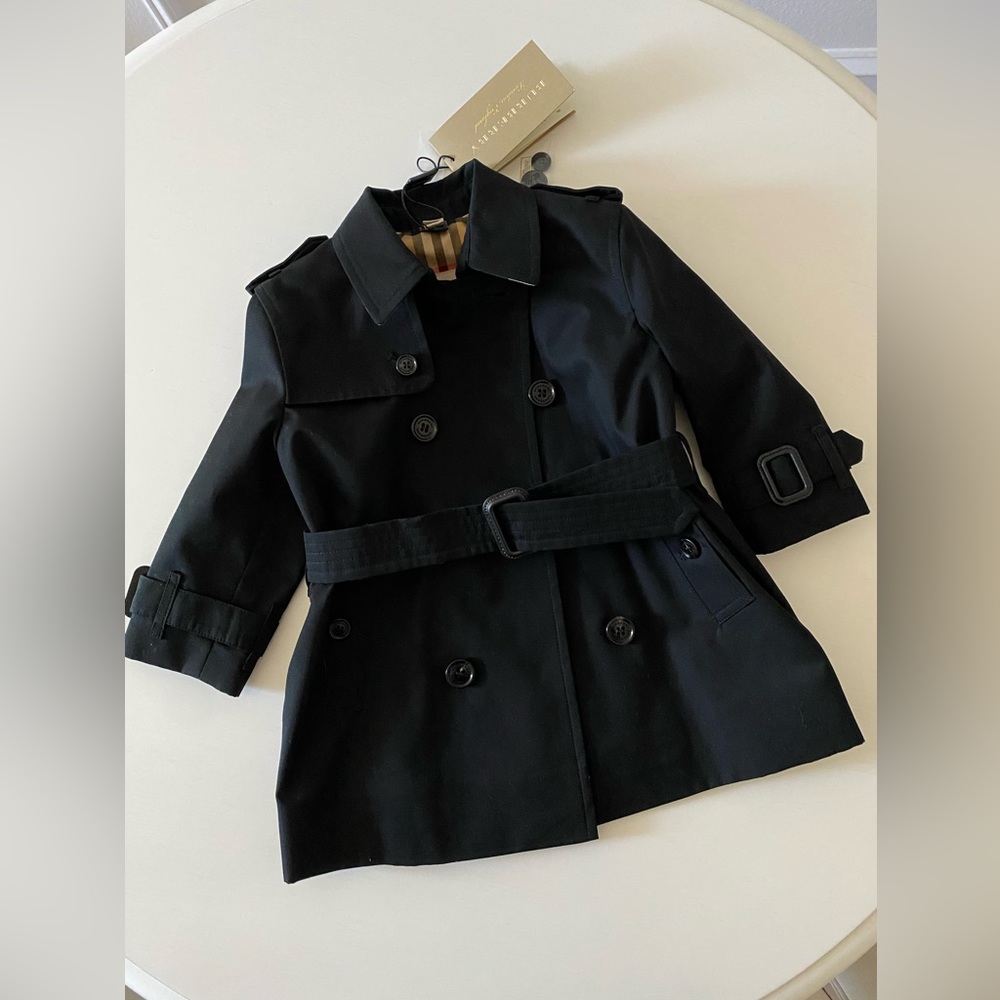 Burberry coat size 12 months